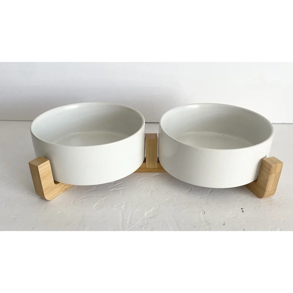 SPUNKYJUNKY white ceramic